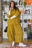 Bateau Needlecord 7/8 Barrel Culotte Pant Mucky Olive